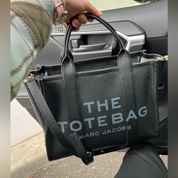 Marc Jacobs Handbags - Marc Jacob’s Tote Bag